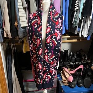 Vera Bradley Paisley Knit Scarf in Navy and Pink